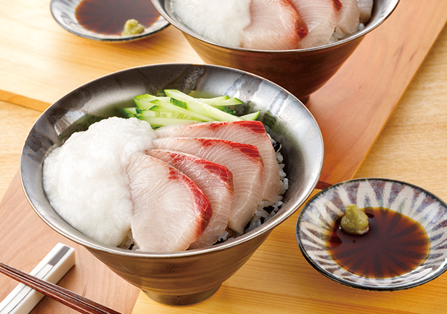 ぶりのとろろすし丼