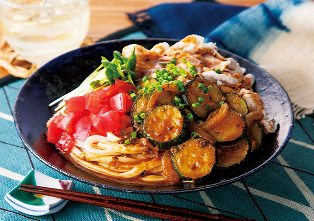 ズッキーニと豚しゃぶが美味しい！ぶっかけスパイスカレーうどん