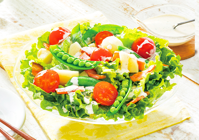 スナップえんどうとリーフのサラダ