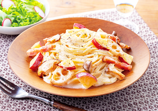 さつまいもときのこのクリームパスタ