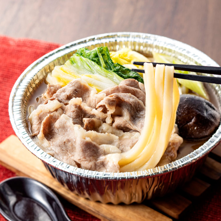 お鍋でグツグツ！牛すきうどん