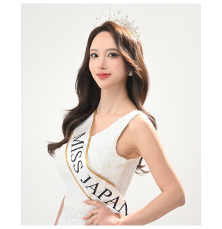 小嶋栞さん