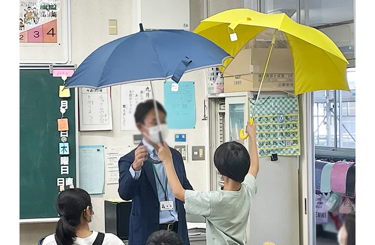 いいもの。いつもの。コラム vol.1 「小学生のみんなと一緒に傘作り」